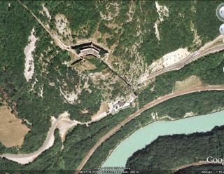 Vue aérienne du fort l’Ecluse, GoogleEarth, 29/07/2010.